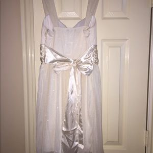 Trixxi Dresses - Trixxi White Glitter Cocktail Dress Trixxi Dresses - Trixxi White Glitter Cocktail Dress